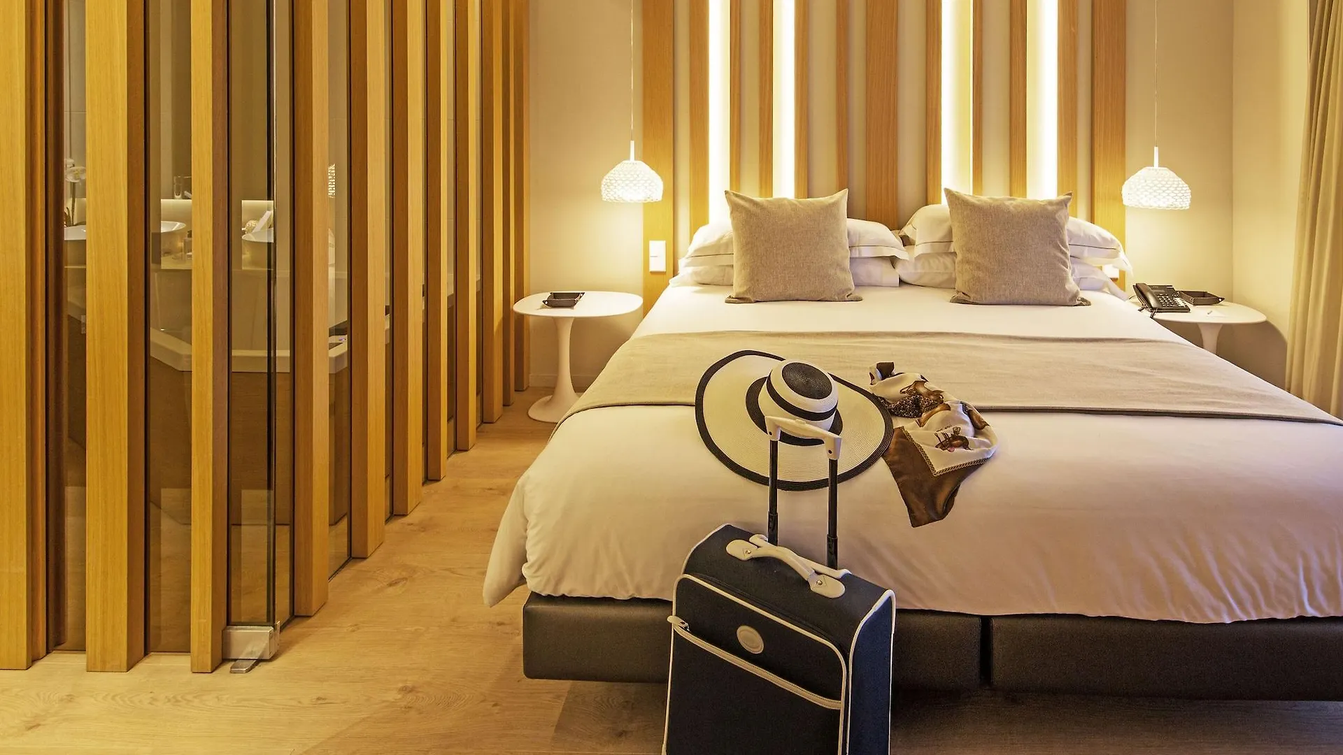 Hotel Port Salins By Pierre & Vacances Empuriabrava 4*,