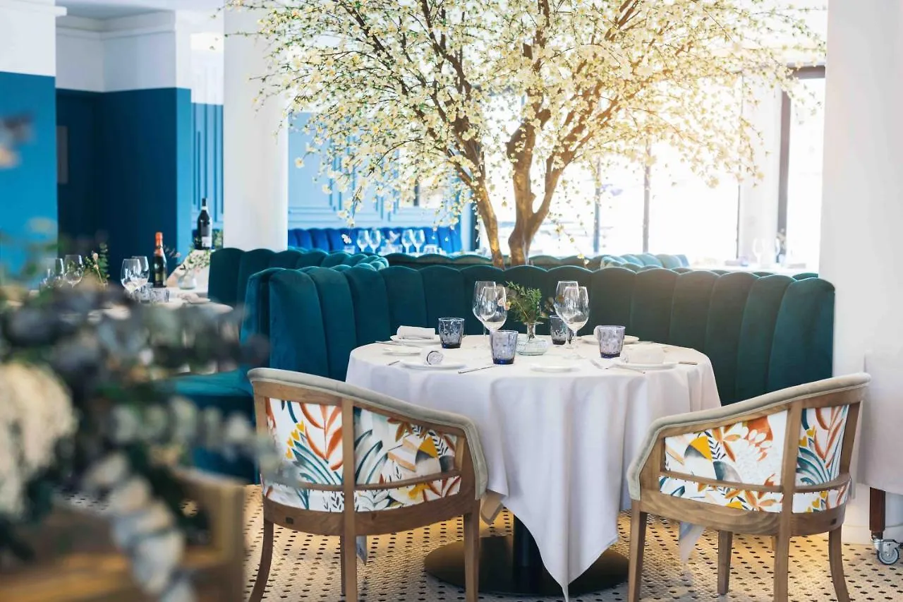 Hotel Port Salins By Pierre & Vacances إمبوريابرافا 4*,  إسبانيا
