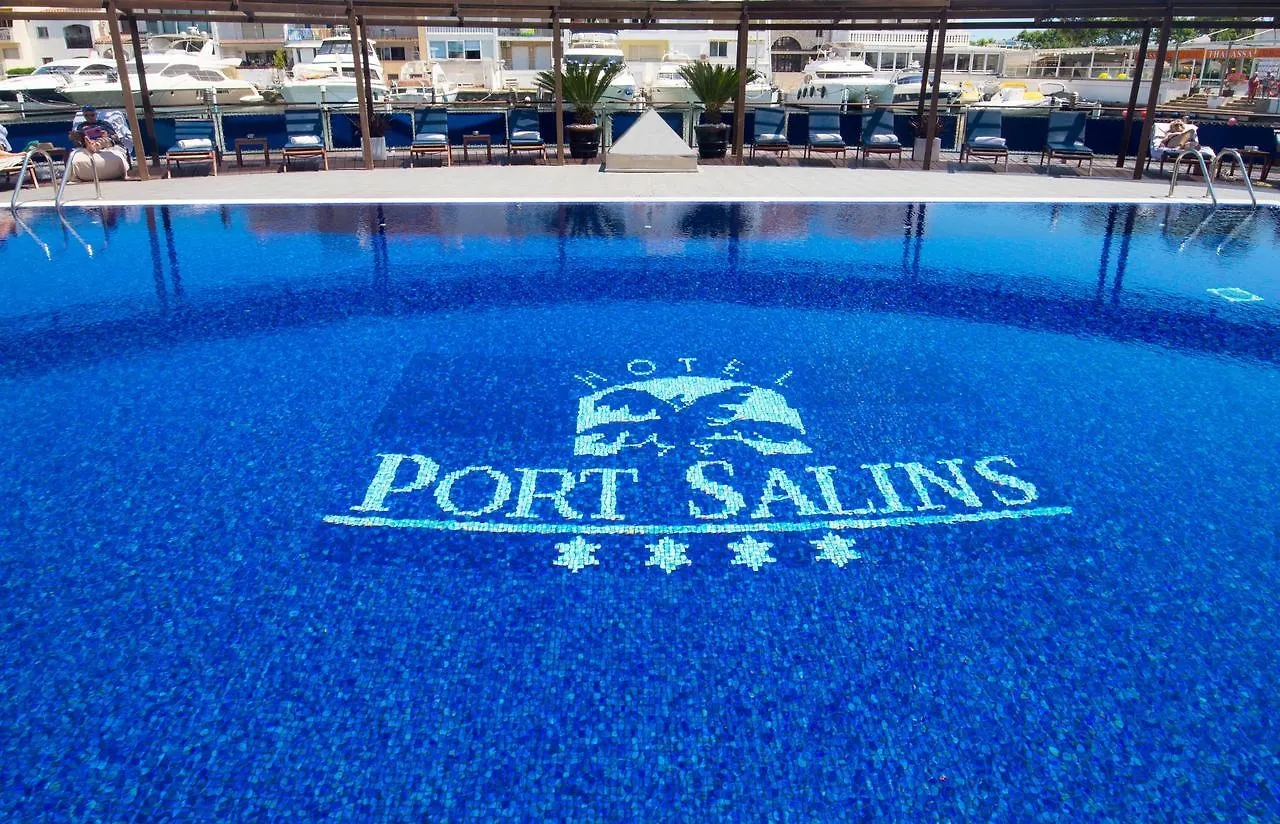 Hotel Port Salins By Pierre & Vacances إمبوريابرافا