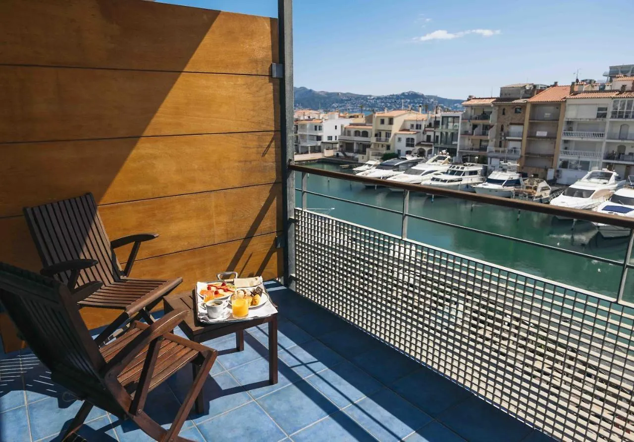 Hotel Port Salins By Pierre & Vacances Empuriabrava
