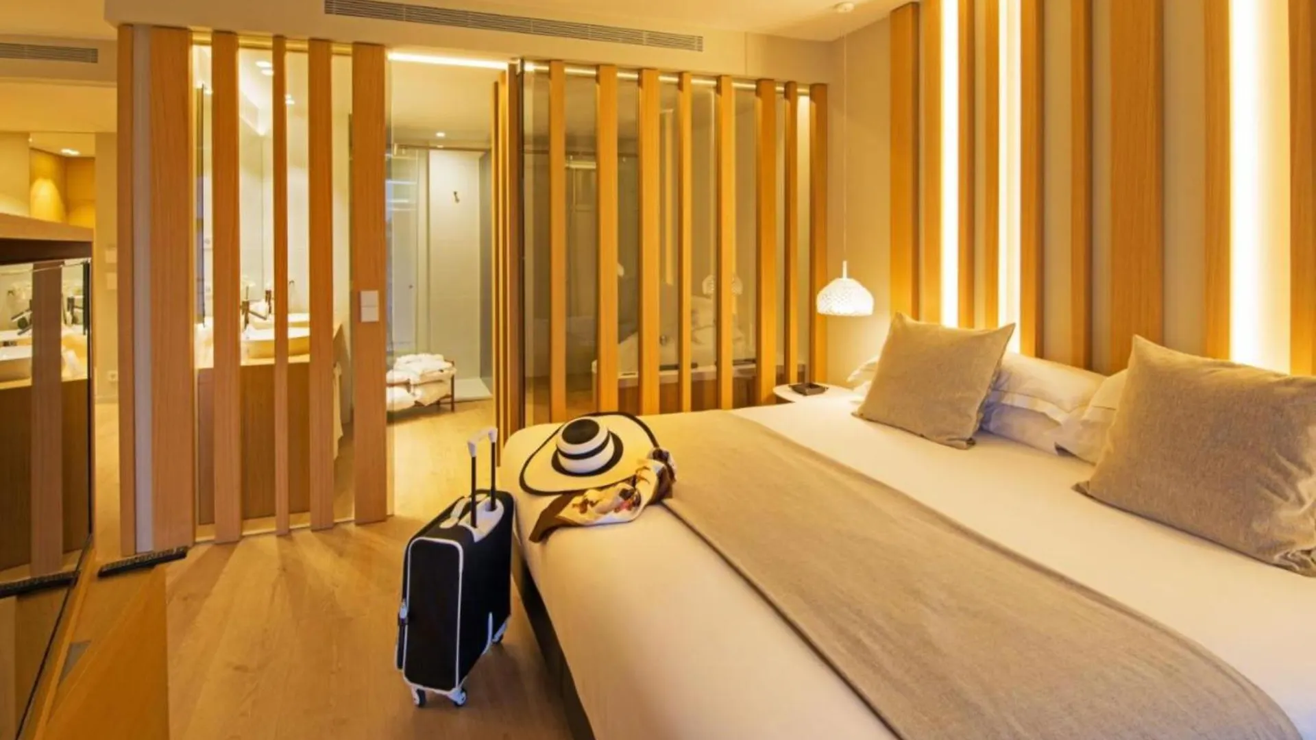 ****  Hotel Port Salins By Pierre & Vacances Empuriabrava Spain