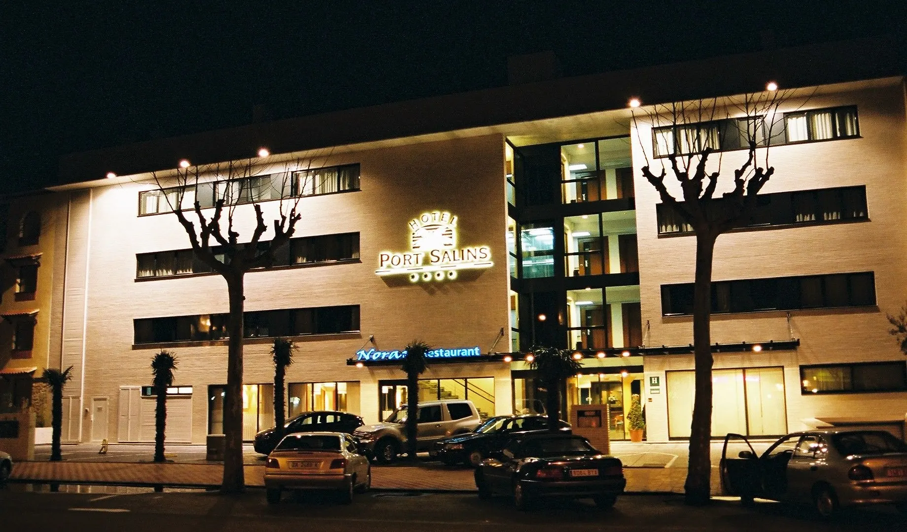 Hotel Port Salins By Pierre & Vacances Empuriabrava