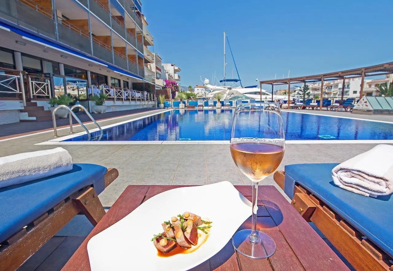 Hotel Port Salins By Pierre & Vacances Empuriabrava